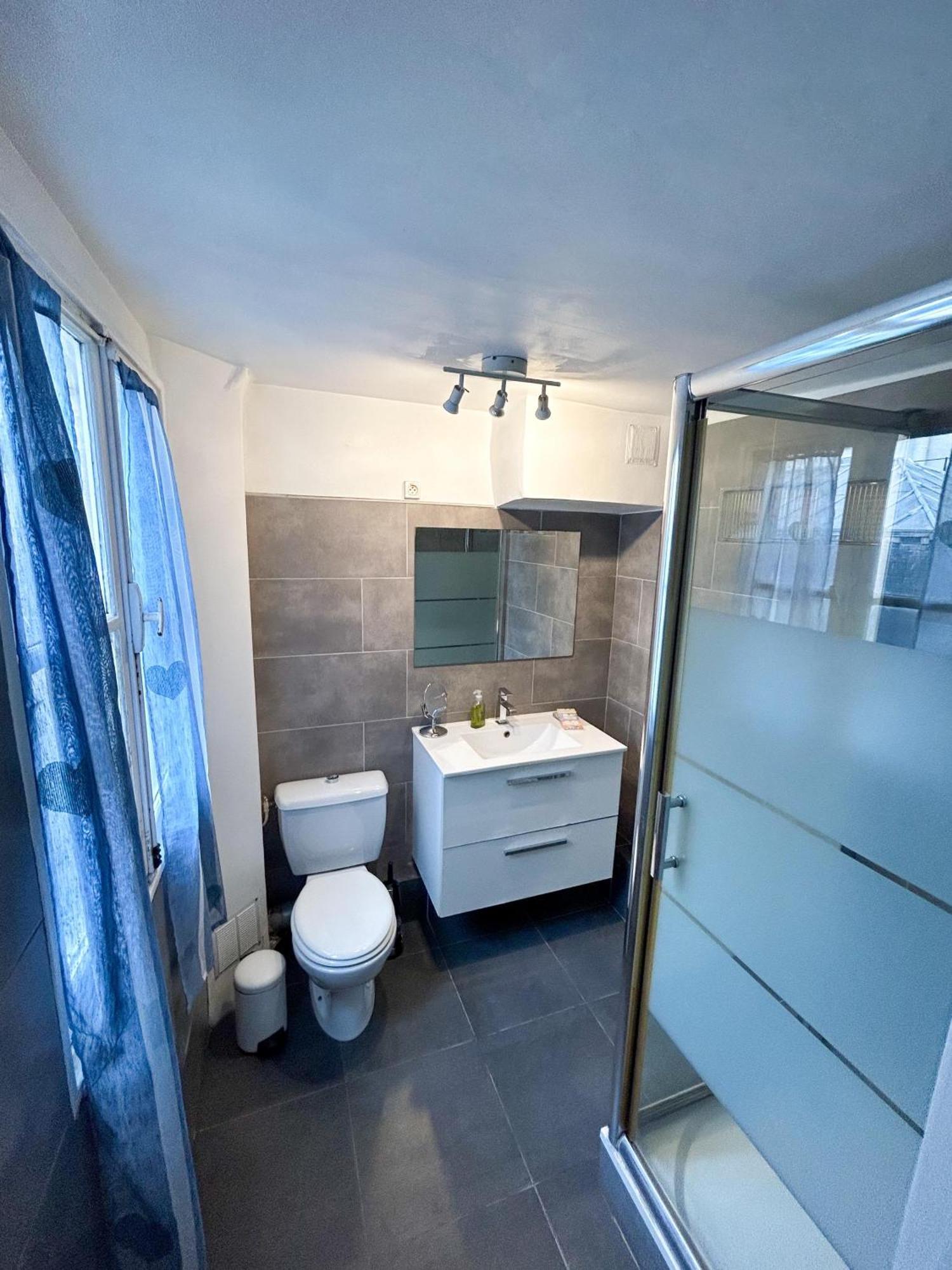 Spacious Apartment In Montparnasse Paris Extérieur photo